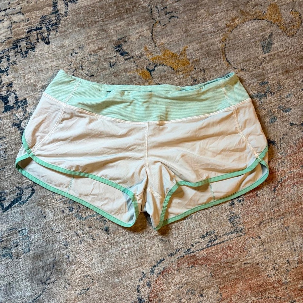 Lululemon Speed Up Shorts Mint Green White Striped Waistband Womens Size 8
